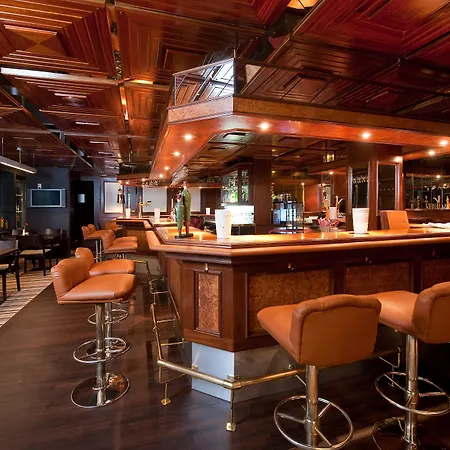 Mercure Belfortstrasse Otel 4*