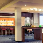 酒店 美居科隆贝佛斯特拉瑟酒店