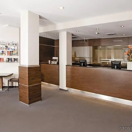 メルキュール ベルフォーシュトラス 4* ケルン